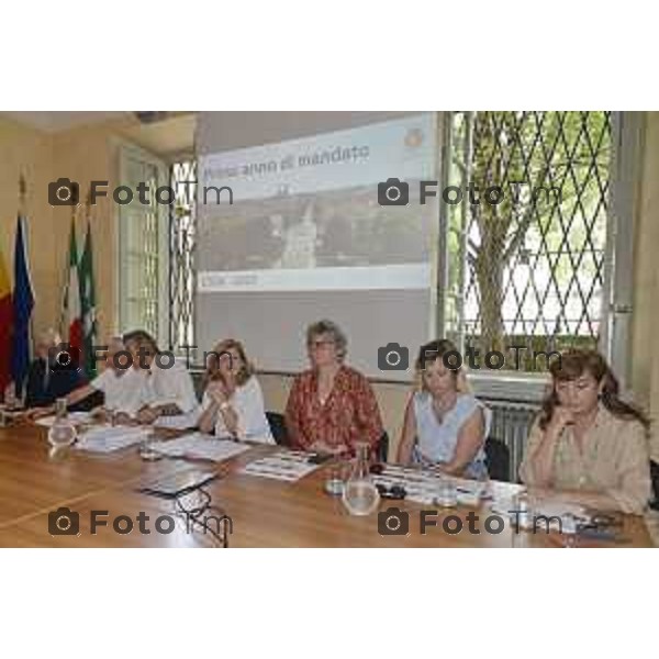 Tiziano Manzoni/LaPresse 14-6- 2025 Italia Cronaca Bergamo Bergamo conferenza stampa per presentare risultati e prospettive del primo anno di mandato. Sindaca Elena Carnevali e la Giunta comunale.