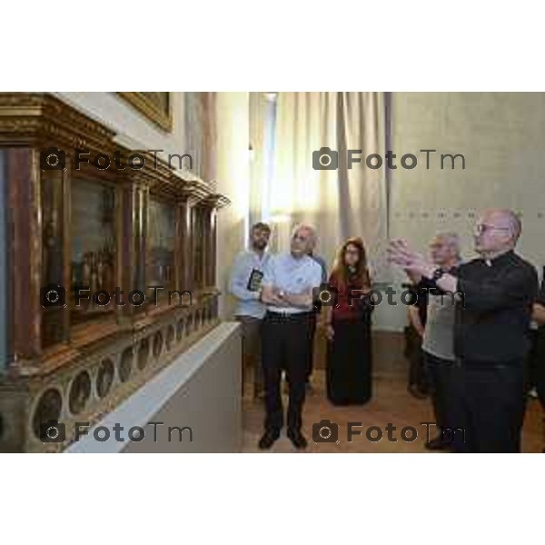 Tiziano Manzoni/LaPresse 18-6- 2025 Italia Cronaca Treviglio Visita del Vescovo Beschi al museo con mons. Norberto Donghi Treviglio Visita del Vescovo Beschi al museo con mons. Norberto Donghi Don Zaccaria Bonalumi dalla martesana