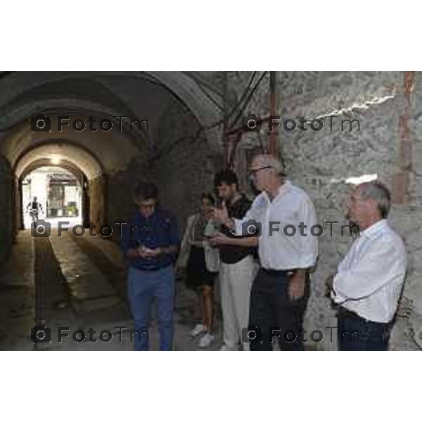 Visita al Cantiere del l\'Ex Principe di Napoli in via Pignolo con l\'assessore Valesini e Ferretti 
