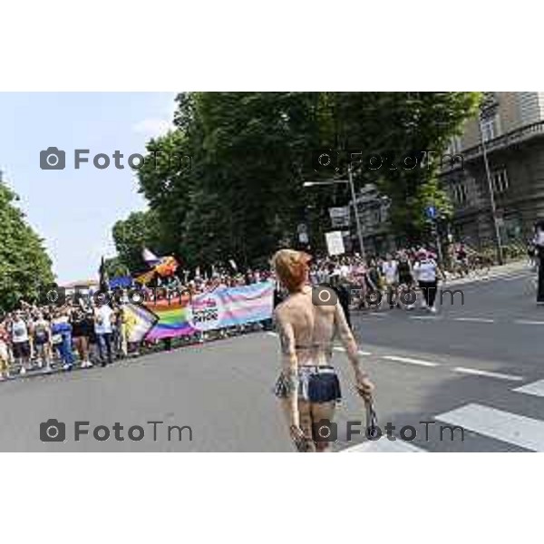 Tiziano Manzoni/LaPresse 21-6- 2025 Italia Cronaca BergamoBergamo sflatagay pride per diritti LGBT 2025