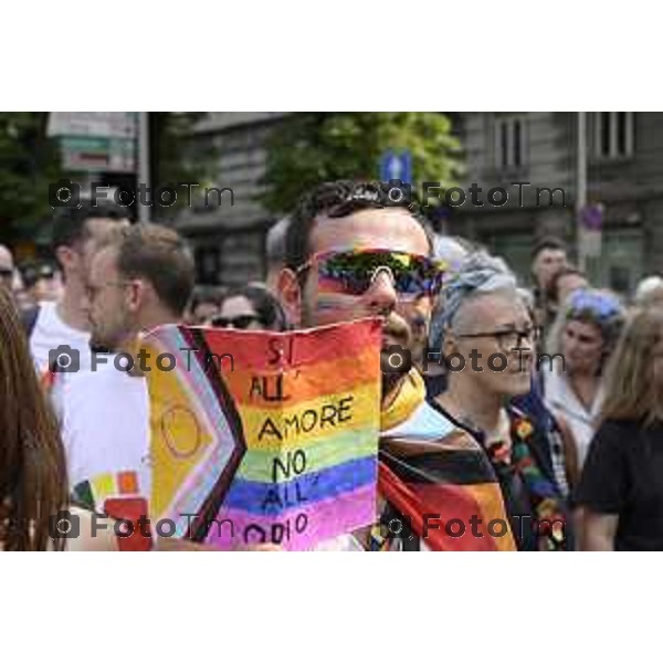 Tiziano Manzoni/LaPresse 21-6- 2025 Italia Cronaca BergamoBergamo sflatagay pride per diritti LGBT 2025