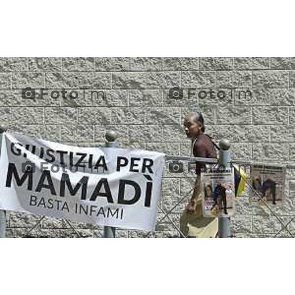 Tiziano Manzoni/LaPresse 26-6- 2025 Italia Cronaca Bergamo Delitto di via Tiraboschi, Mamadi prima udienza il processo per Sadate Djiram, il 28enne originario del Togo