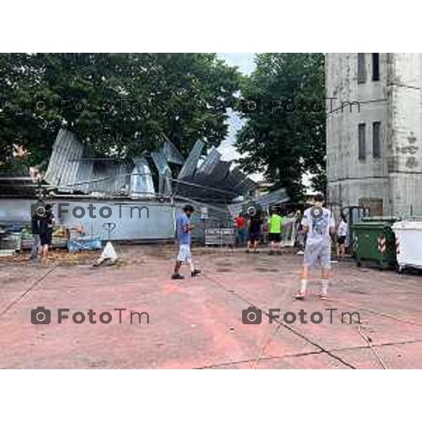 Tiziano Manzoni/LaPresse 5-7- 2025 Italia Cronaca Bergamo violento temporale ha colpito l\'area di Treviglio nella mattina di sabato 5 luglio