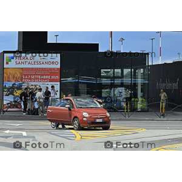 Tiziano Manzoni/LaPresse 8-7- 2025 Italia Cronaca Bergamo Suicidio aeroporto di Orio al Serio risucchiata dal motore di un aereo al decollo.