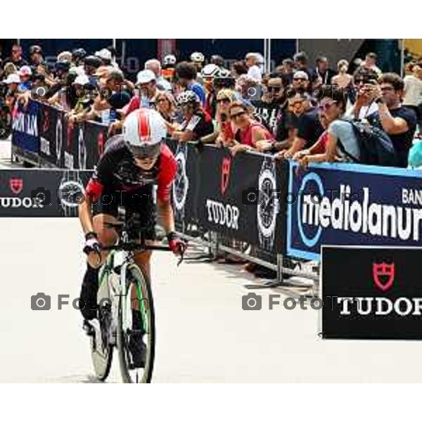 Tiziano Manzoni/LaPresse 8-7- 2025 Italia Cronaca BergamoBergamo 06/07/2025 Ciclismo Giro d’Italia Women - Tappa 1 partenza Chorus Life