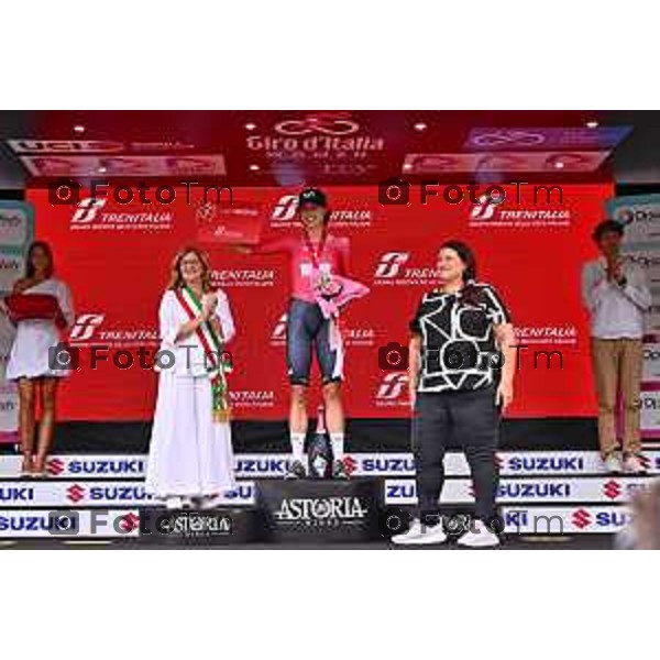 Tiziano Manzoni/LaPresse 8-7- 2025 Italia Cronaca BergamoBergamo 06/07/2025 Ciclismo Giro d’Italia Women - Tappa 1 partenza Chorus Life