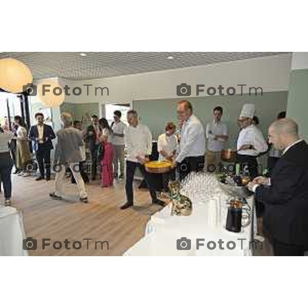 Tiziano Manzoni/LaPresse 09-7- 2025 Italia Cronaca Al Nido di ChorusLife Bergamo la presentazione del primo menù bio 0-3 anni in Lombardia firmato Vicook-Da Vittorio con lo cheff Paolo Rota Davide Leoni AD e la Diretrice Simona