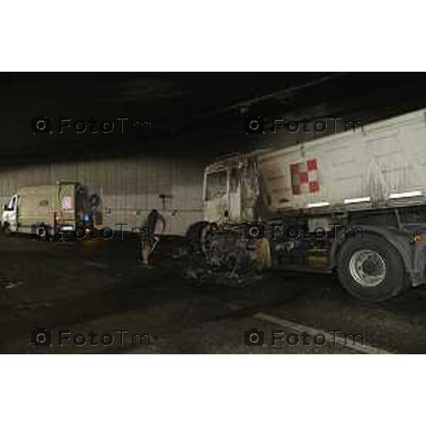 Tiziano Manzoni/LaPresse 11-7- 2025 Italia Cronaca Incidente mortale sotto la galleria del continente Prezzate Mapello