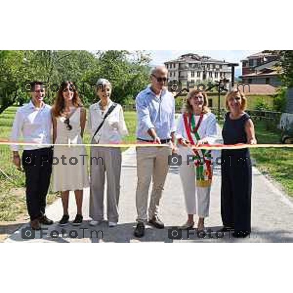 Tiziano Manzoni/LaPresse 12-7- 2025 Italia Cronaca Bergamo Inaugurazione del passaggio tra Parco Suardi e GAMeC presente nell\'area Orti di San Tomaso