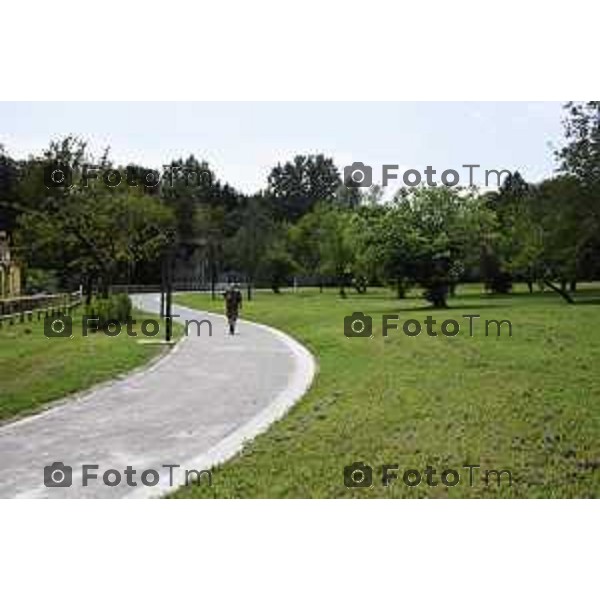 Tiziano Manzoni/LaPresse 12-7- 2025 Italia Cronaca Bergamo Inaugurazione del passaggio tra Parco Suardi e GAMeC presente nell\'area Orti di San Tomaso