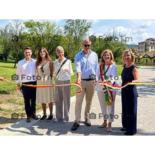 Tiziano Manzoni/LaPresse 12-7- 2025 Italia Cronaca Bergamo Inaugurazione del passaggio tra Parco Suardi e GAMeC presente nell\'area Orti di San Tomaso