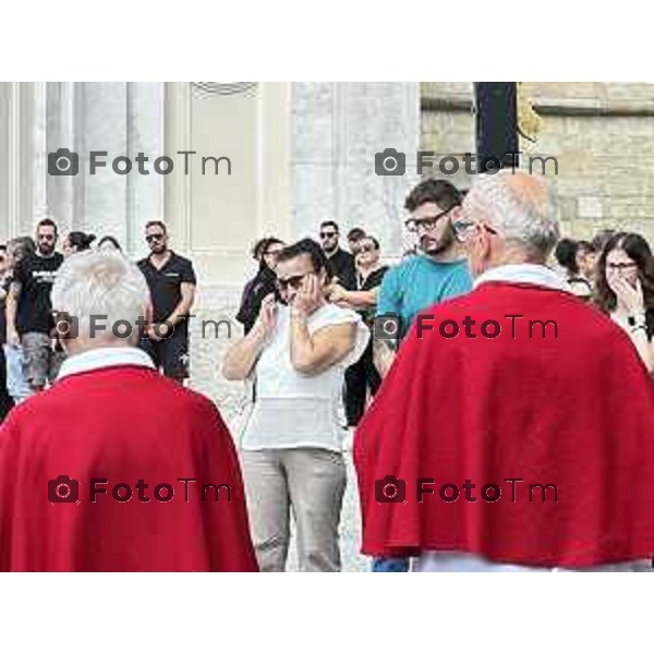 Tiziano Manzoni/LaPresse 17-7- 2025 Italia Cronaca Bergam Calcinate funerale Andrea Russo, morto lanciandosi nel motore di un aereo