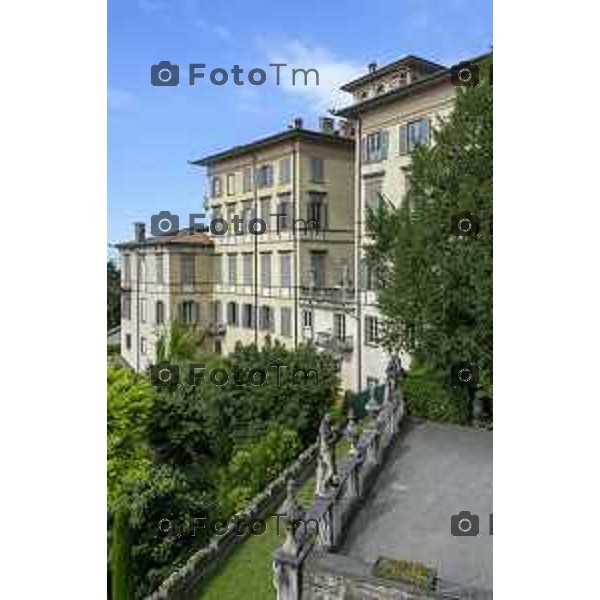 Tiziano Manzoni/LaPresse 18-7- 2025 Italia Cronaca Bergamo Palazzo Terzi visto dalla casa dell\'arciprete sede Uni Bg