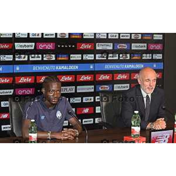 Tiziano Manzoni/LaPresse Bergamo, Italia SPORT Zingonia Centro Atalanta Calcio presentazione Kamaldeen Sulemana 2025/26