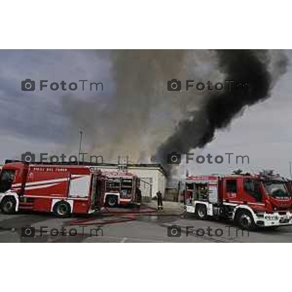 Tiziano Manzoni/LaPresse 14-8 2025 Italia Cronaca Bergamo Ghisalba BG incendio piscine dopo la fine dei lavori