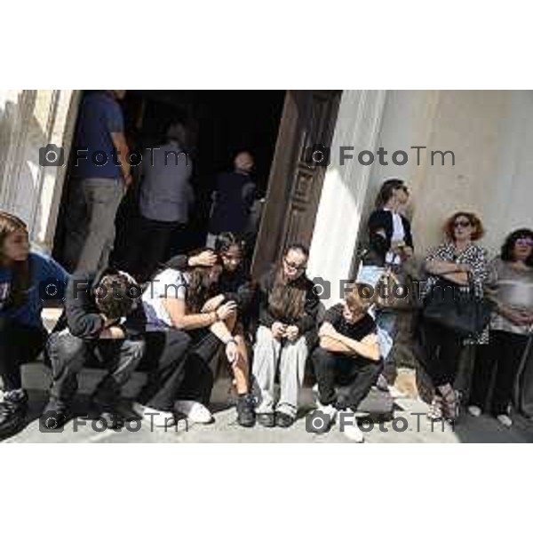 Tiziano Manzoni/LaPresse 23-8- 2025 Italia Cronaca BergamoMatilde Valeri Clusonel funerale della ragazza stroncata da un’embolia polmonare mentre era in vacanza con la famiglia.