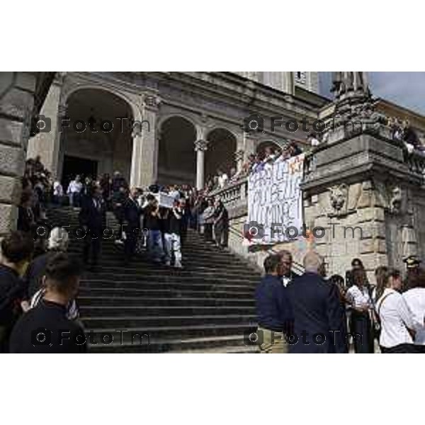 Tiziano Manzoni/LaPresse 23-8- 2025 Italia Cronaca BergamoMatilde Valeri Clusonel funerale della ragazza stroncata da un’embolia polmonare mentre era in vacanza con la famiglia.