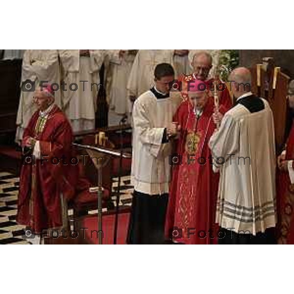 Tiziano Manzoni/LaPresse 26-08 2025 Italia Cronaca Bergamo Sant’Alessandro, patrono della città Messa con il Vescovo Beschi Monsignor Bonicelli e gruppi folcloristici bolivia macedoni montengro