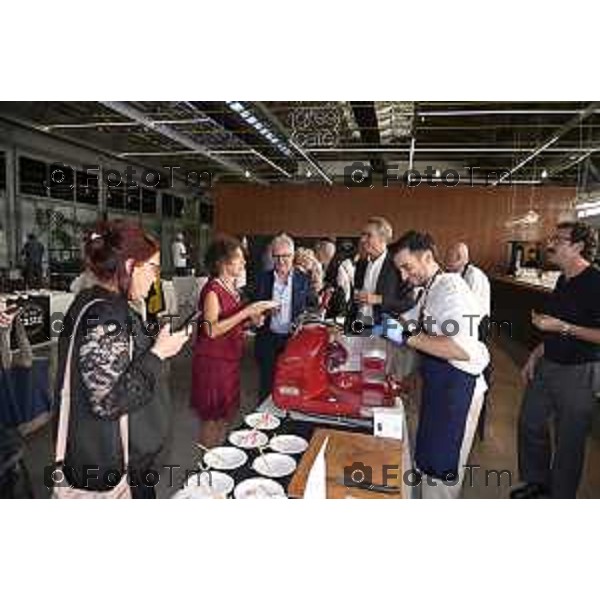 Tiziano Manzoni/LaPresse 2-7 2025 Italia Cronaca Bergamo spazio contemporaneo Gres Art 67 evento conclusivo di Great Taste in Italy, l’edizione zero di uno dei più autorevoli sistemi di valutazione e accreditamento di prodotti alimentari nel mondo, nata con l\'obiettivo di celebrare le pluralità delle eccellenze gastronomiche