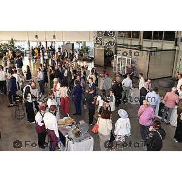 Tiziano Manzoni/LaPresse 2-7 2025 Italia Cronaca Bergamo spazio contemporaneo Gres Art 67 evento conclusivo di Great Taste in Italy, l’edizione zero di uno dei più autorevoli sistemi di valutazione e accreditamento di prodotti alimentari nel mondo, nata con l\'obiettivo di celebrare le pluralità delle eccellenze gastronomiche