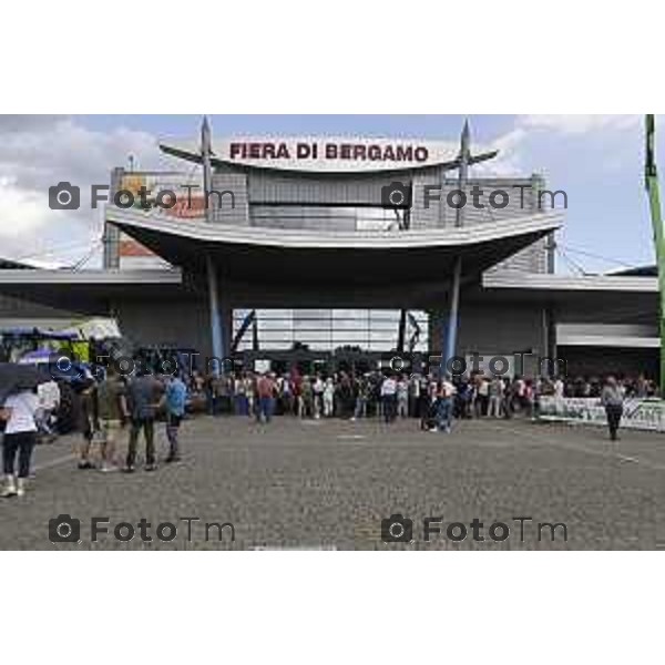 Tiziano Manzoni/LaPresse 05-9- 2025 Italia Cronaca Bergamo Fiera Nuova e Promoberg inaugurazione Fiera di Sant’Alessandro 2025.