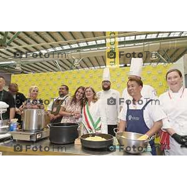 Tiziano Manzoni/LaPresse 05-9- 2025 Italia Cronaca Bergamo Fiera Nuova e Promoberg inaugurazione Fiera di Sant’Alessandro 2025.