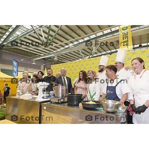 Tiziano Manzoni/LaPresse 05-9- 2025 Italia Cronaca Bergamo Fiera Nuova e Promoberg inaugurazione Fiera di Sant’Alessandro 2025.
