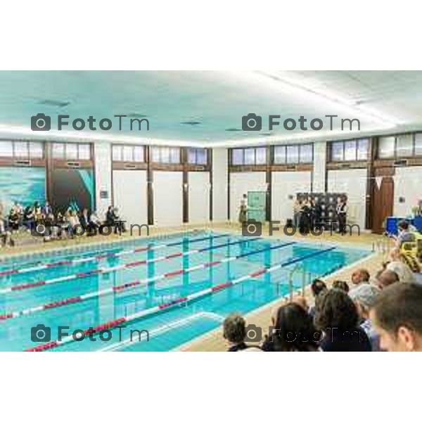 Tiziano Manzoni/LaPresse -9- 2025 Italia Cronaca Bergamo inaugurazione piscina Aquamore Seminario Città Alta Marcella Messina; il Vicario Generale della Diocesi di Bergamo, Mons. Davide Pelucchi; il Rettore del Seminario, Don Gustavo Filippo Magnini
