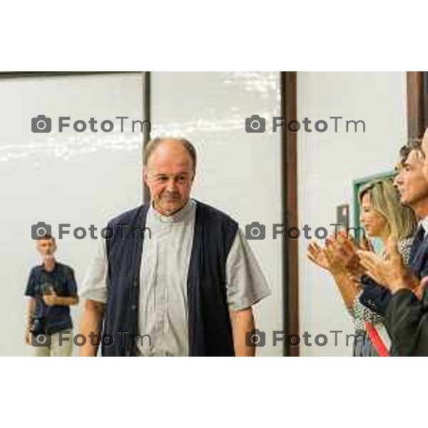 Tiziano Manzoni/LaPresse -9- 2025 Italia Cronaca Bergamo inaugurazione piscina Aquamore Seminario Città Alta Marcella Messina; il Vicario Generale della Diocesi di Bergamo, Mons. Davide Pelucchi; il Rettore del Seminario, Don Gustavo Filippo Magnini