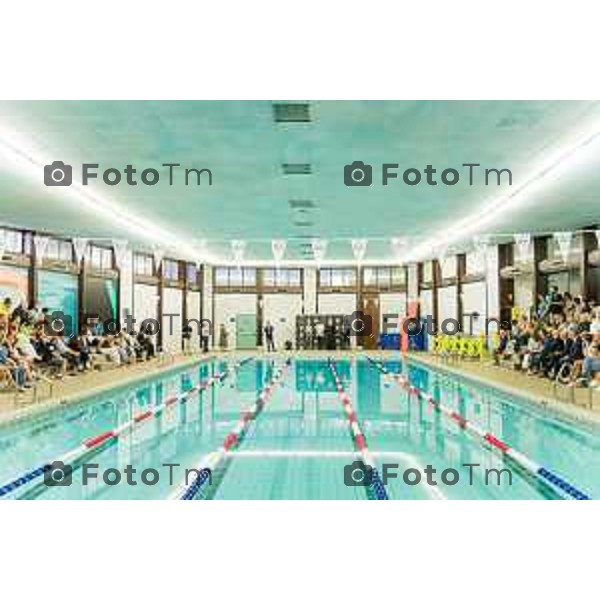 Tiziano Manzoni/LaPresse -9- 2025 Italia Cronaca Bergamo inaugurazione piscina Aquamore Seminario Città Alta Marcella Messina; il Vicario Generale della Diocesi di Bergamo, Mons. Davide Pelucchi; il Rettore del Seminario, Don Gustavo Filippo Magnini