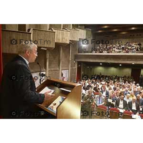 Tiziano Manzoni/LaPresse 8--9- 2025 Italia Cronaca Bergamo Bergamo presentazione del manifesto Scuole dell\'Opera Sant\'Alessandro Emanuele Poletti rettore