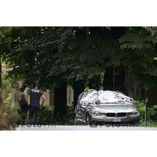 Tiziano Manzoni/LaPresse 10-9- 2025 Italia Cronaca BergamoSeriate cadavere ritrovato in auto in via Levata