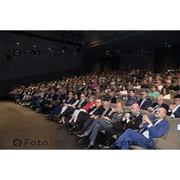 Tiziano Manzoni/LaPresse 18-9- 2025 Italia CronacaBergamo Prefetto di Bergamo alla celebrazione della \'Giornata degli internati italiani nei campi di concentramento tedeschi durante la seconda Guerra Mondiale gruppo Stezzano