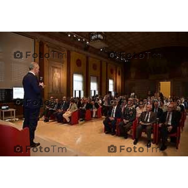 Tiziano Manzoni/LaPresse 18-9- 2025 Italia Cronaca Bergamo Fondazione Bpb EF e Intesa Sanpaolo convegno ,Territorio e visione. Generare futuro insieme Armando Santus, presidente della Fondazione Banca Popolare di Bergamo – Ente Filantropico