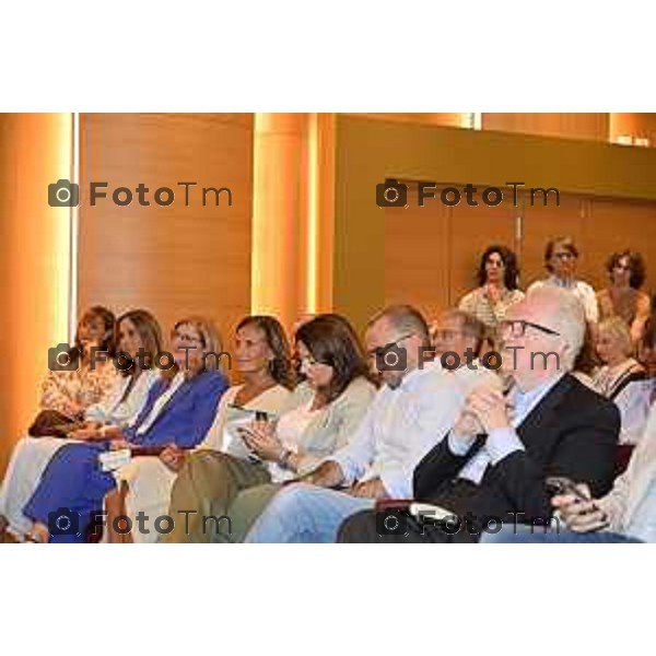 Tiziano Manzoni/LaPresse 19-9- 2025 nella foto il tavolo e i relatori Claudio Martelli, Maria Elena Boschi, Giorgio Gori, Emilio Delbono e Mattia Palazzi Italia Cronaca Bergamo che promuovono la nascita del nuovo circolo Matteotti a Bergamo Cristina Parodi