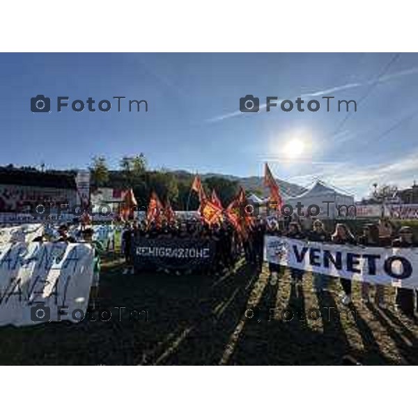 Tiziano Manzoni/LaPresse 20-9- 2025 Italia Cronaca Bergamo Pontida BG raduno leghista sul pratone corteo dei Giovani Padani