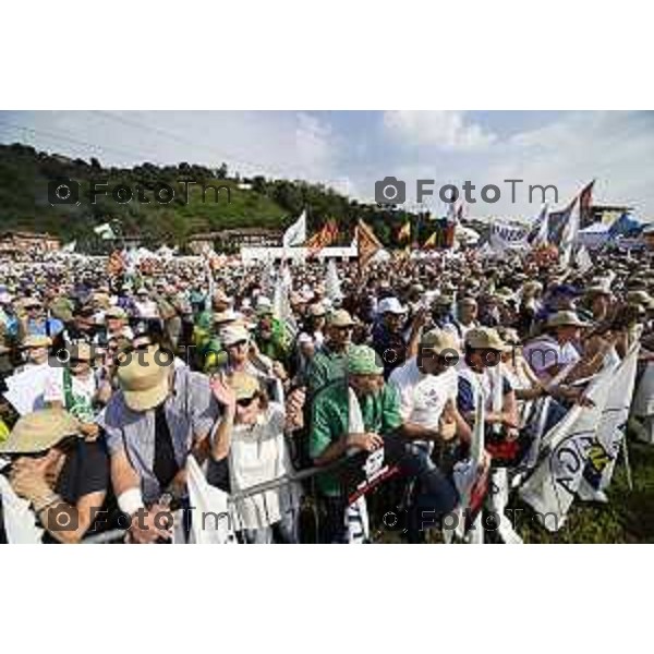 Tiziano Manzoni/LaPresse 21-09- 2025 Italia Cronaca Pontida Bergamo raduno Leghista sul prato del paese Lombardo Matteo Salvini 2025