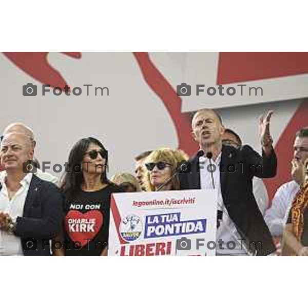 Tiziano Manzoni/LaPresse 21-09- 2025 Italia Cronaca Pontida Bergamo raduno Leghista sul prato del paese Lombardo Massimiliano Romeo