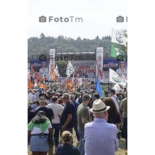 Tiziano Manzoni/LaPresse 21-09- 2025 Italia Cronaca Pontida Bergamo raduno Leghista sul prato del paese Lombardo Matteo Salvini 2025