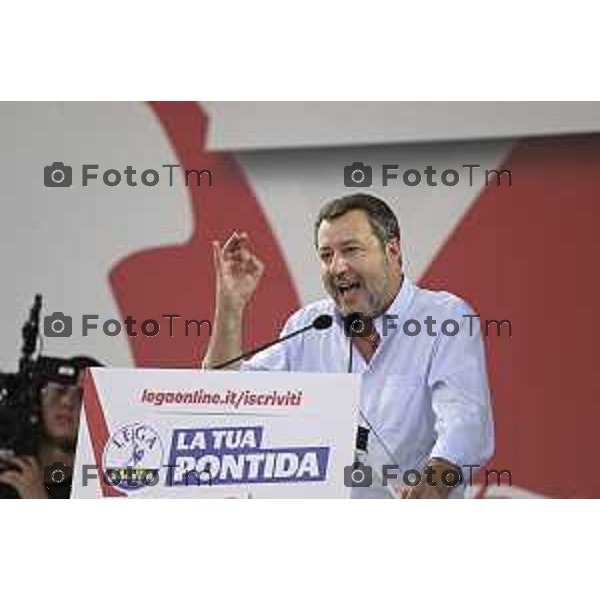 Tiziano Manzoni/LaPresse 21-09- 2025 Italia Cronaca Pontida Bergamo raduno Leghista sul prato del paese Lombardo Matteo Salvini 2025