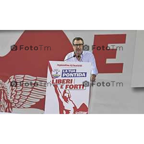 Tiziano Manzoni/LaPresse 21-09- 2025 Italia Cronaca Pontida Bergamo raduno Leghista sul prato del paese Lombardo Matteo Salvini 2025