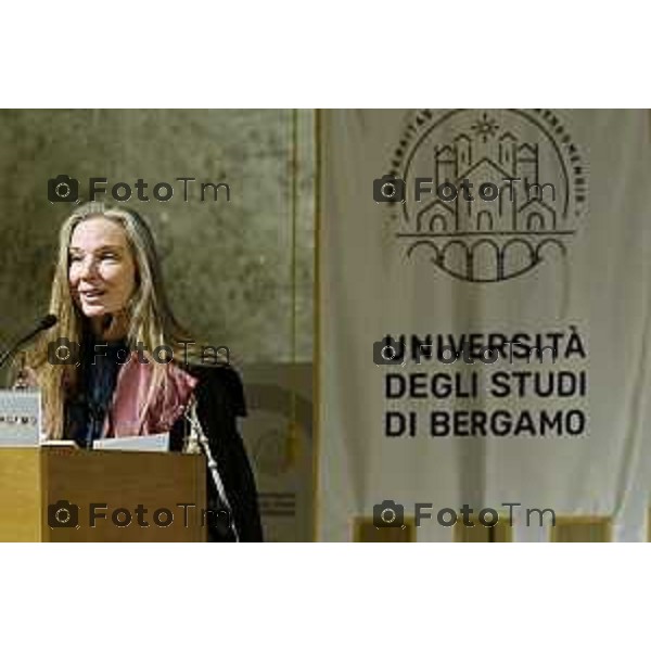 Tiziano Manzoni/LaPresse26-9- 2025 Italia Cronaca Bergamo dottorande e ai dottorandi del XLI ciclo, Rettore prof. Sergio Cavalieri e del prof. Gianpietro Cossali, Direttore della Scuola di Alta Formazione Davide Vettore (Ingegneria e Scienze Applicate) e la dott.ssa Gaia Cristinziano (Studi umanistici transculturali). prof.ssa Sigrid Adriaenssens della Princeton University