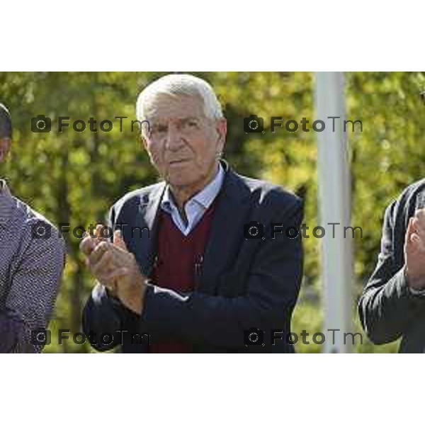 Tiziano Manzoni/LaPresse1-10- 2025 Italia Cronaca Albano Sant\'Alessandro (Bergamo), inaugurazione area di laminazione sul torrente Zerra, Attilio Fontana e l\'assessore Territorio e Sistemi verdi Gianluca Comazzi primo lotto. Sancinelli Montello e Fontana