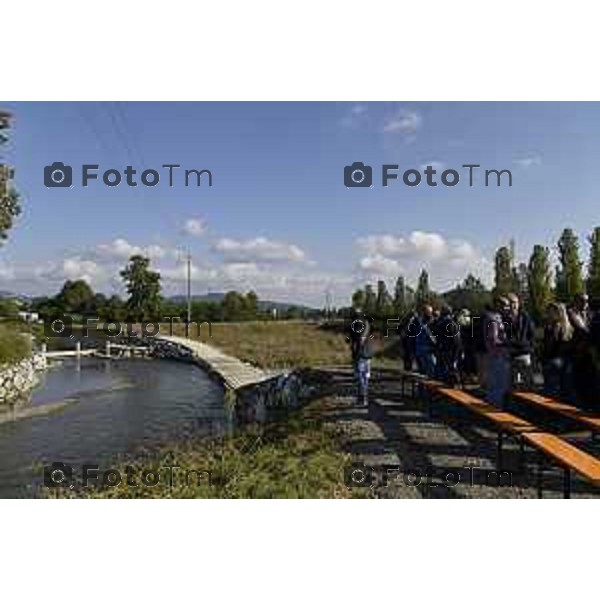 Tiziano Manzoni/LaPresse1-10- 2025 Italia Cronaca Albano Sant\'Alessandro (Bergamo), inaugurazione area di laminazione sul torrente Zerra, Attilio Fontana e l\'assessore Territorio e Sistemi verdi Gianluca Comazzi primo lotto. Saranno presenti anche i sindaci di Albano Sant\'Alessandro Gianmario Zanga e di Torre de\' Roveri Matteo Lebbolo.i
