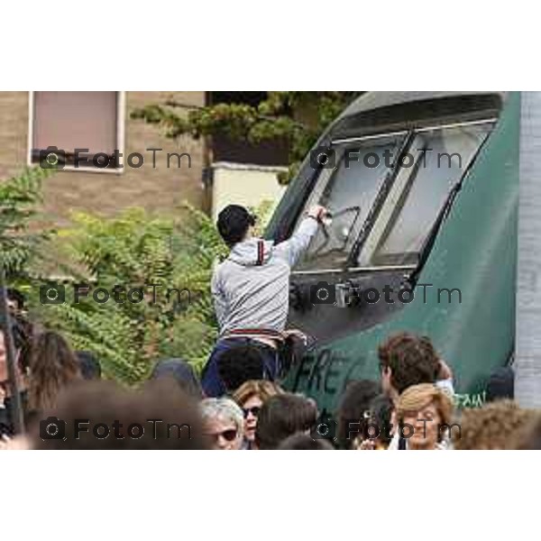 Tiziano Manzoni/LaPresse 3-10- 2025 Italia Cronaca Bergamo sciopero generale per fermo flottiglia Marzia Marchesi corteo Blocco treni stazione