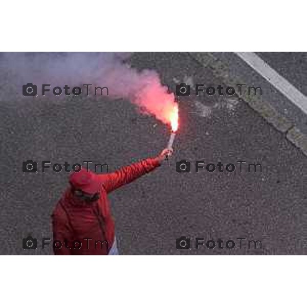 Tiziano Manzoni/LaPresse 3-10- 2025 Italia Cronaca Bergamo sciopero generale per fermo flottiglia Marzia Marchesi corteo Blocco treni stazione