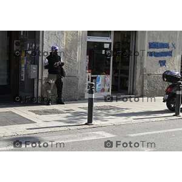 Tiziano Manzoni/LaPresse 3-10- 2025 Italia Cronaca Bergamo negozia via quarenghi