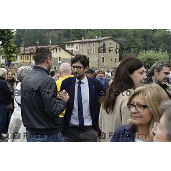 Tiziano Manzoni/LaPresse 4-10- 2025 Italia Cronaca Montello Bg protesta contro l\'inceniritore e le puzze della Montello spa