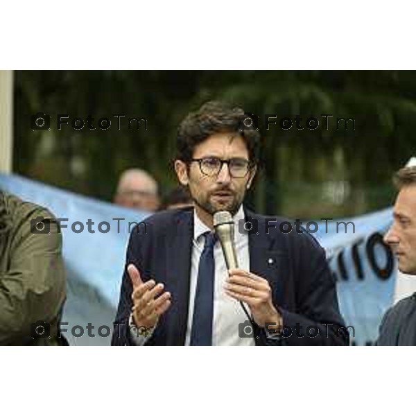 Tiziano Manzoni/LaPresse 4-10- 2025 Italia Cronaca Montello Bg protesta contro l\'inceniritore e le puzze della Montello spa