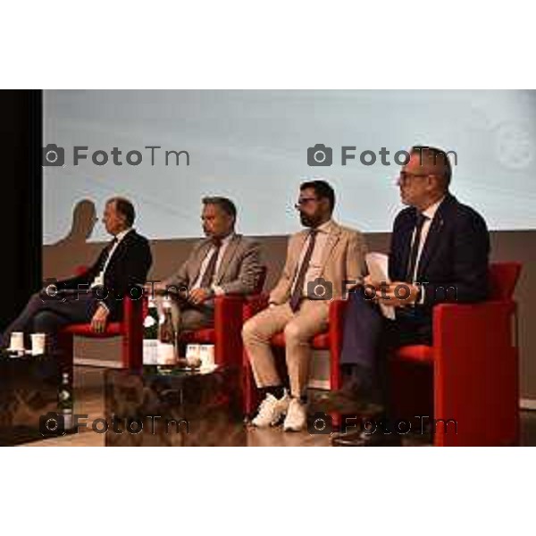 Tiziano Manzoni/LaPresse 16-10- 2025 Italia Cronaca Bergamo convegno un modello di esercizio per il collegamento ferroviario con l\'aeroporto bergamasco Franco Lucente, Assessore ai Trasporti e Mobilità sostenibile Regione Lombardia